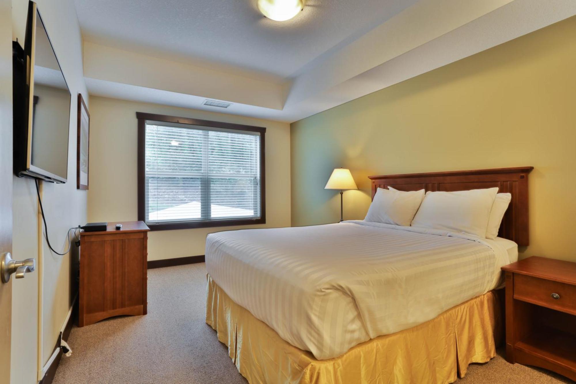 Silver Rock By Stayin Fernie Room photo