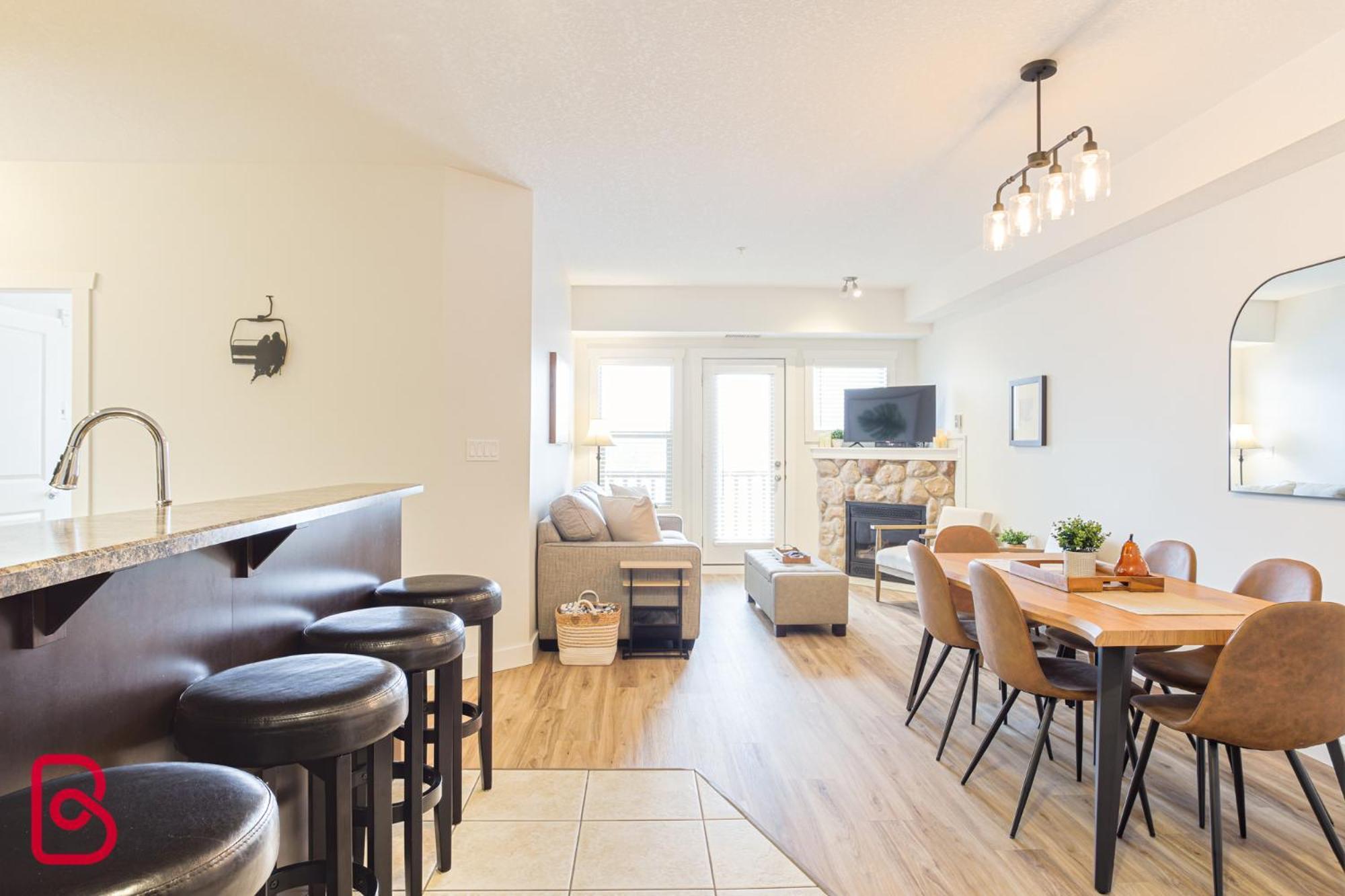 Silver Rock By Stayin Fernie Room photo