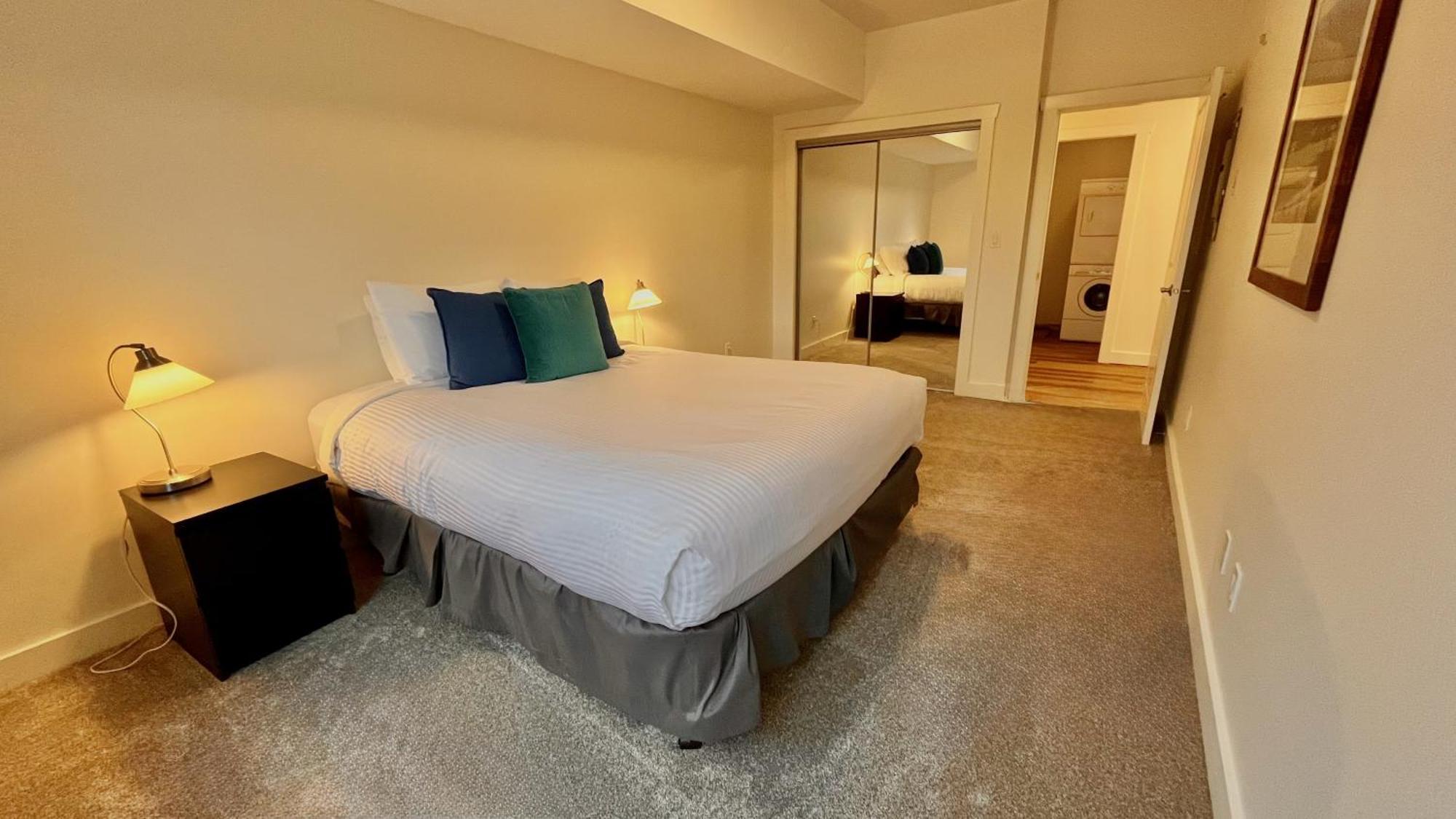 Silver Rock By Stayin Fernie Room photo